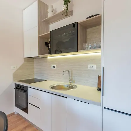 شقة 2br At Artist's Palace - Skanderbeg Square Views