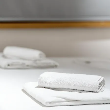 2br At Artist's Palace - Skanderbeg Square Views Διαμέρισμα