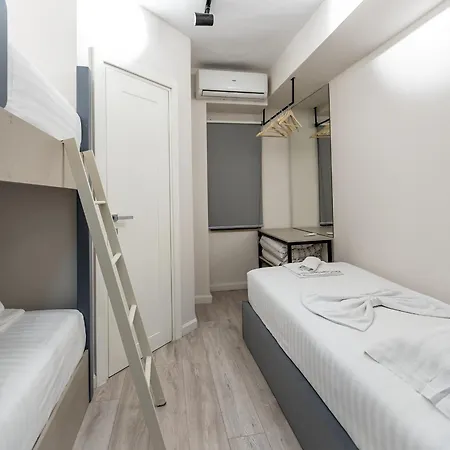 2br At Artist's Palace - Skanderbeg Square Views شقة *