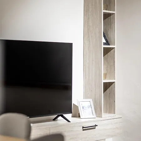 2br At Artist's Palace - Skanderbeg Square Views شقة *