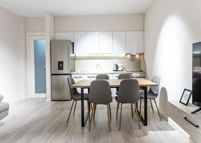 2br At Artist's Palace - Skanderbeg Square Views Lejlighed