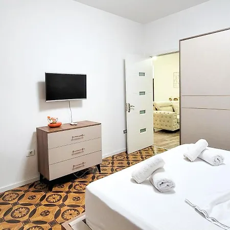 One-bedroom Gem By The Square Tirana