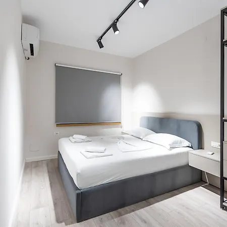 2br At Artist's Palace - Skanderbeg Square Views Apartament Tirana