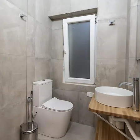 2br At Artist's Palace - Skanderbeg Square Views * 티라나