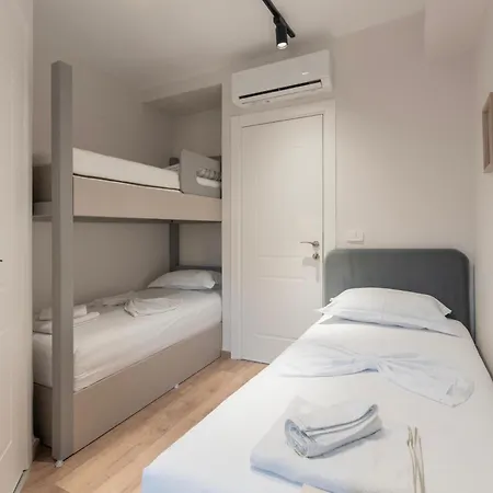 아파트 2br At Artist's Palace - Skanderbeg Square Views *