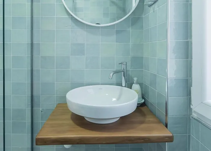 2br At Artist's Palace - Skanderbeg Square Views *