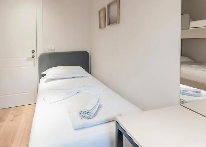 2br At Artist's Palace - Skanderbeg Square Views 公寓
