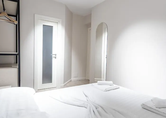 公寓 2br At Artist's Palace - Skanderbeg Square Views