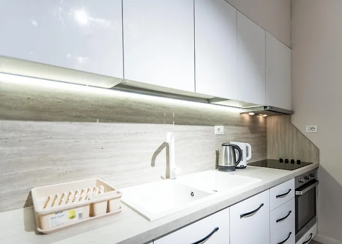 Appartamento 2br At Artist's Palace - Skanderbeg Square Views Tirana
