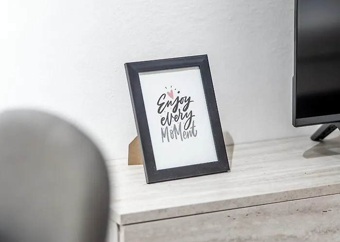 2br At Artist's Palace - Skanderbeg Square Views * 地拉那